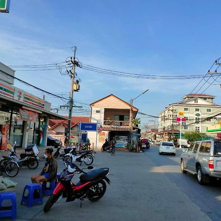 Motel Tisaraporn Resident Ban Khlong Song Exteriér fotografie